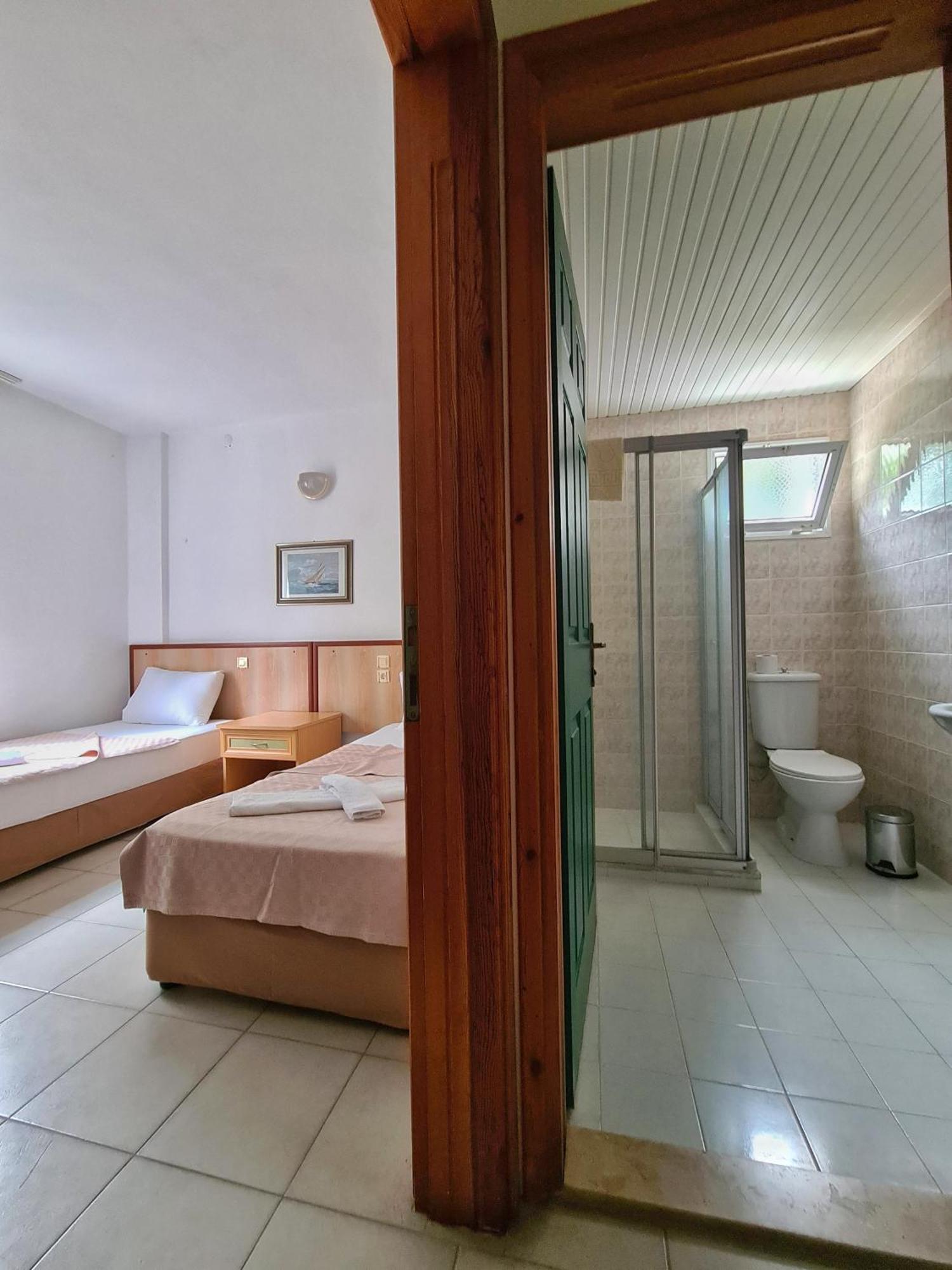 Fora Apart Otel Чешме Екстер'єр фото
