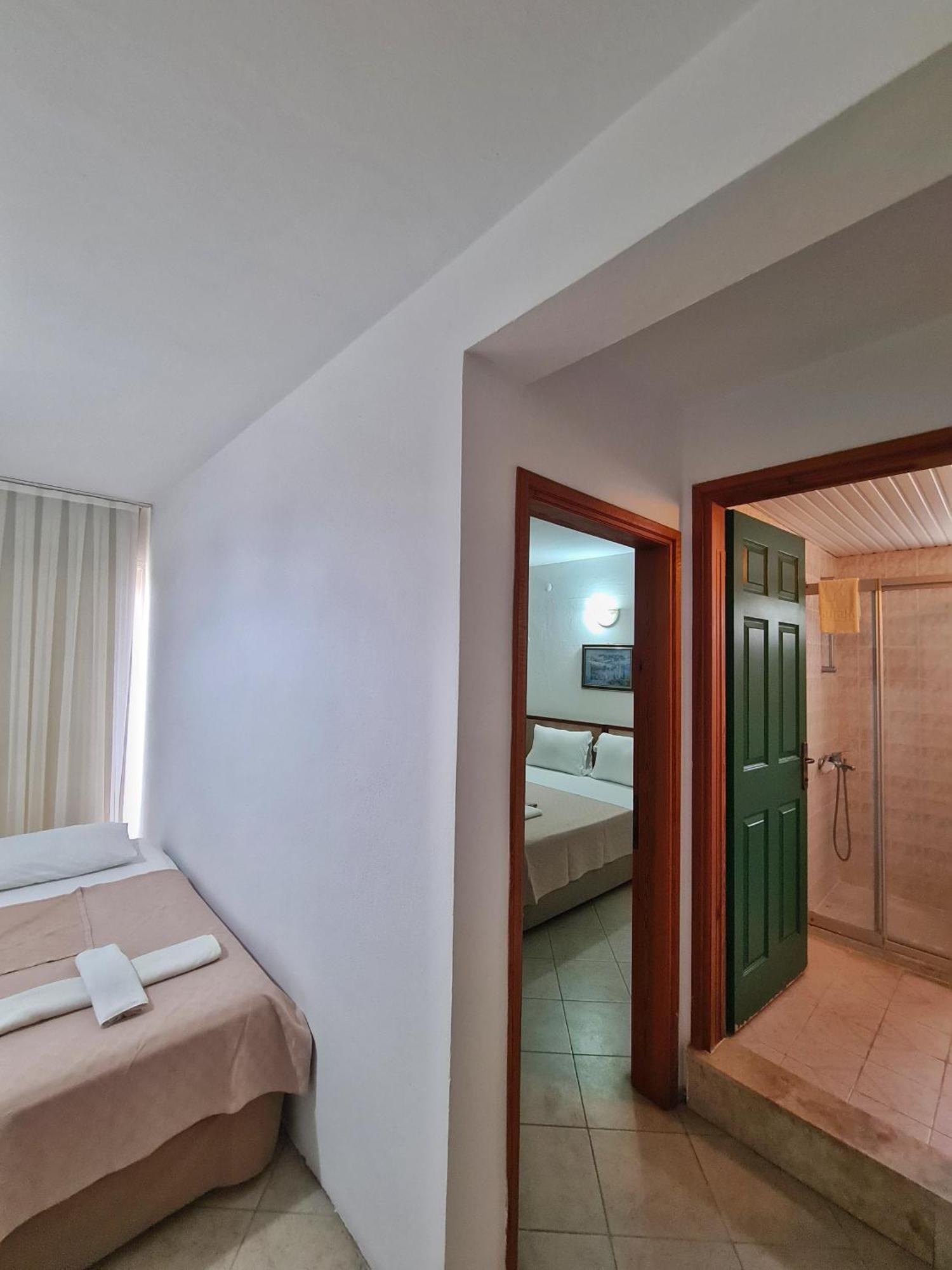 Fora Apart Otel Чешме Екстер'єр фото