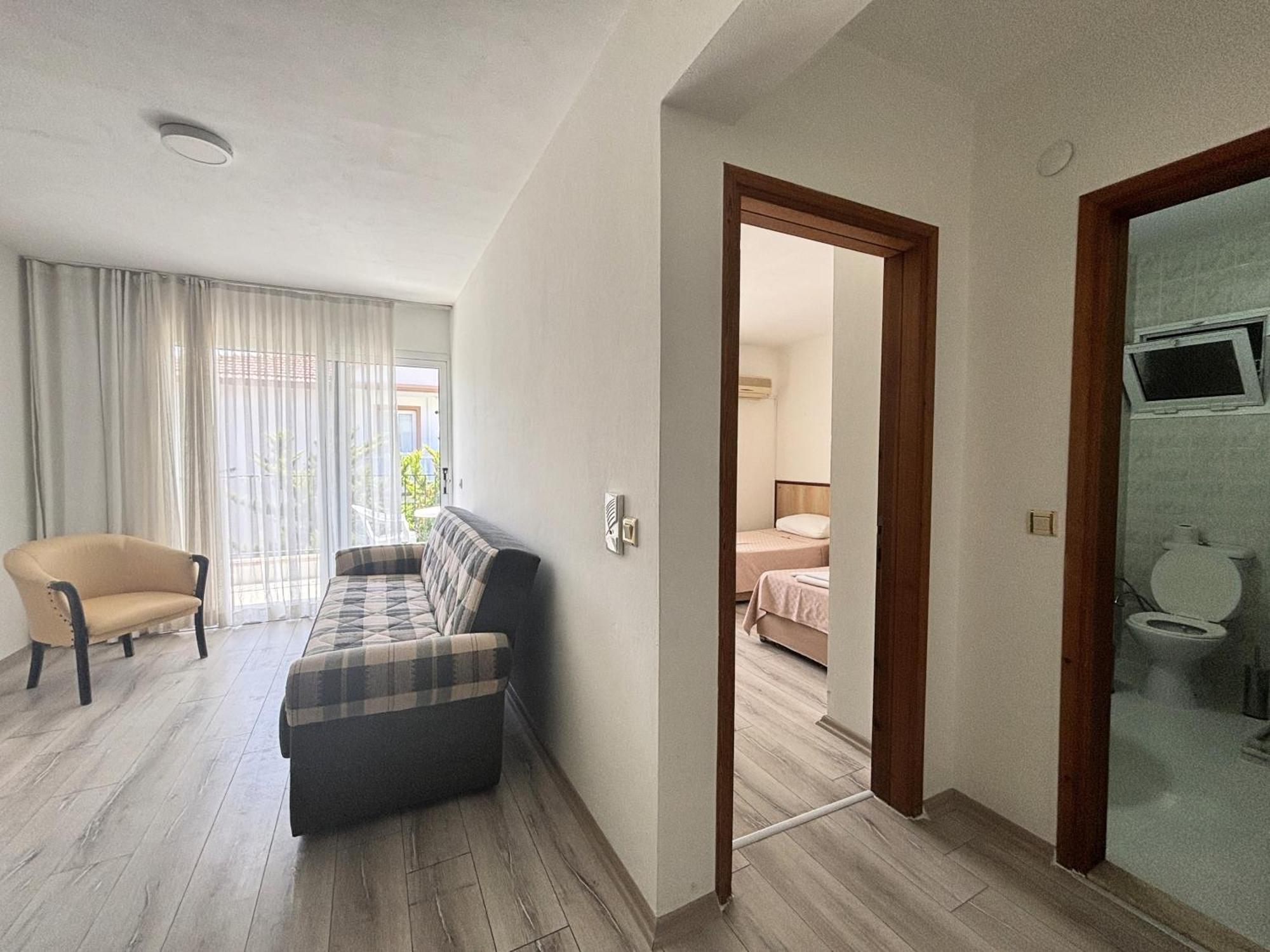 Fora Apart Otel Чешме Екстер'єр фото